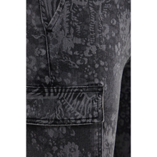 Load image into Gallery viewer, DESIGUAL Skinny Cargo Pants - close up
